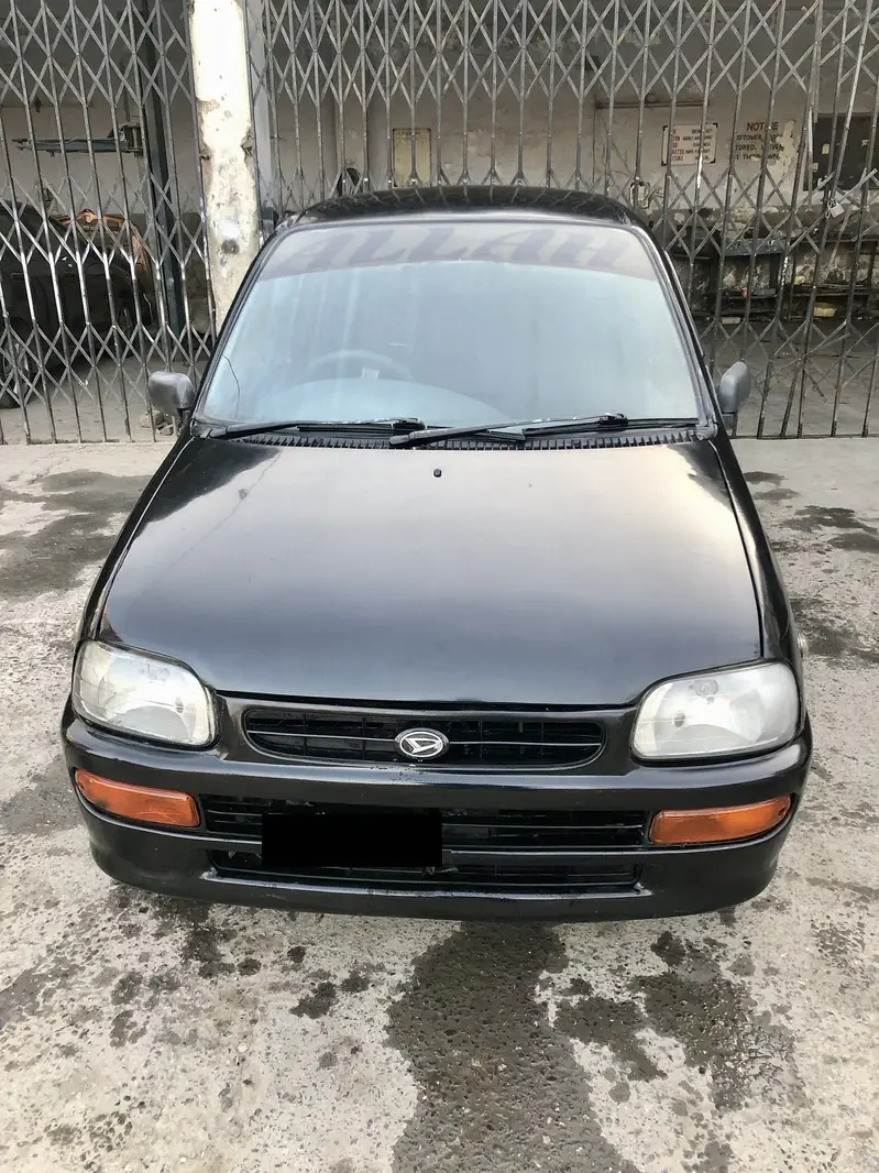 Daihatsu Cuore 2002