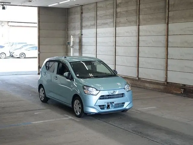 Daihatsu Mira 2022