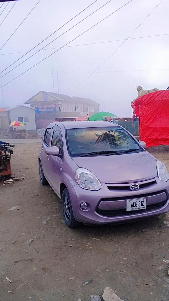 Daihatsu Boon 2015