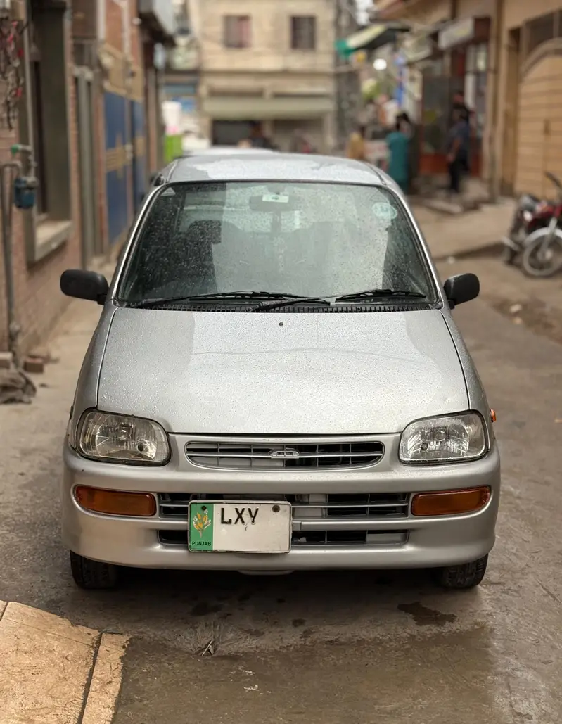 Daihatsu Cuore 2001