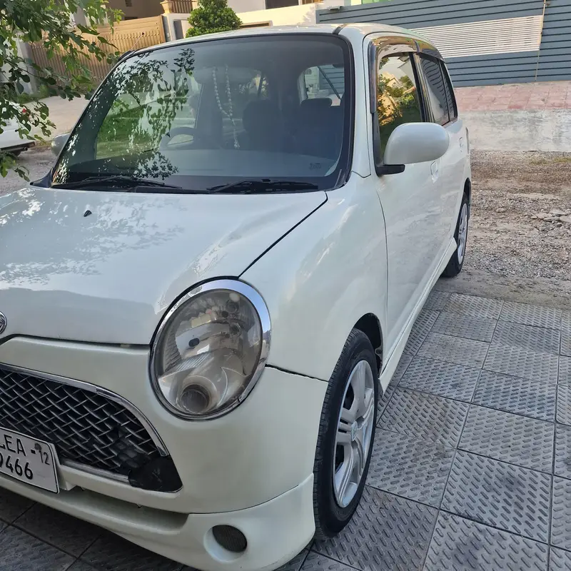 Daihatsu Mira 2008