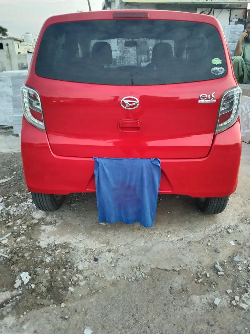 Daihatsu Mira 2013