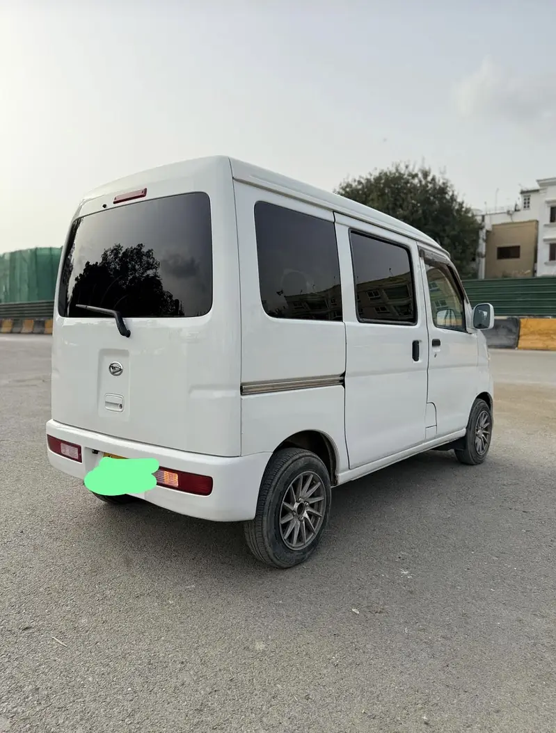 Daihatsu Hijet 2014