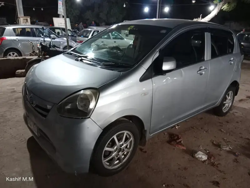 Daihatsu Mira 2013