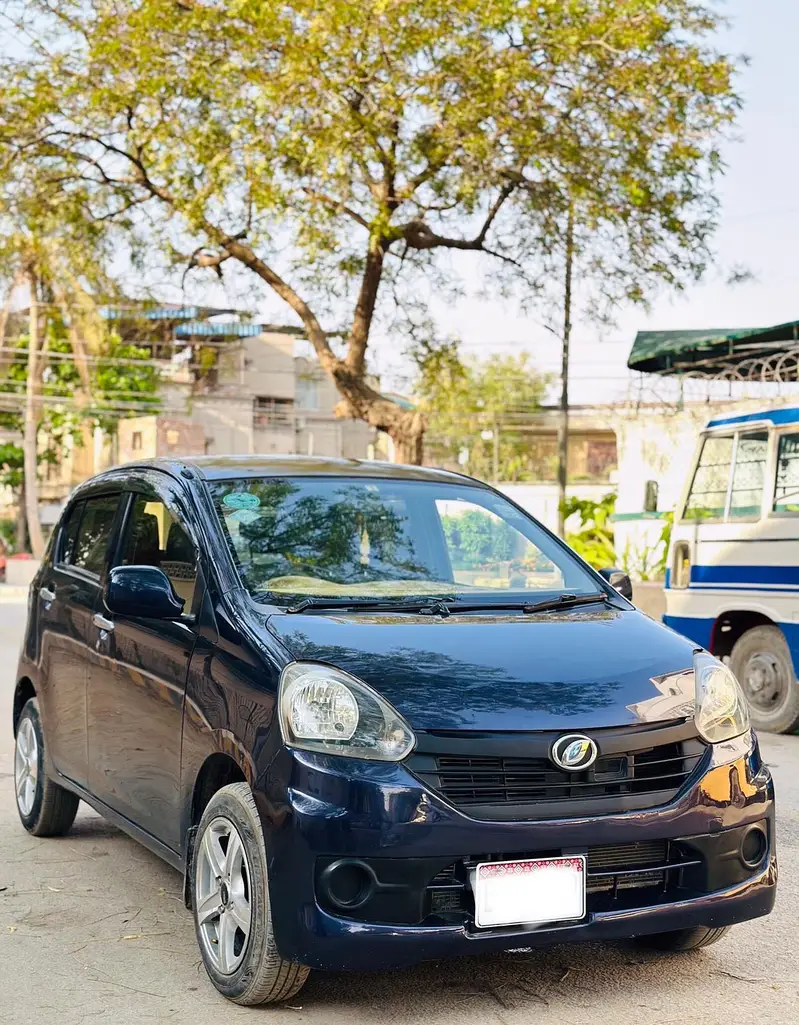 Daihatsu Mira 2014