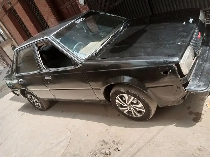 Nissan Sunny 1983