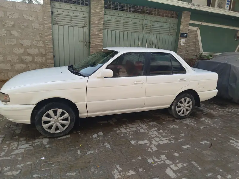 Nissan Sunny 1991