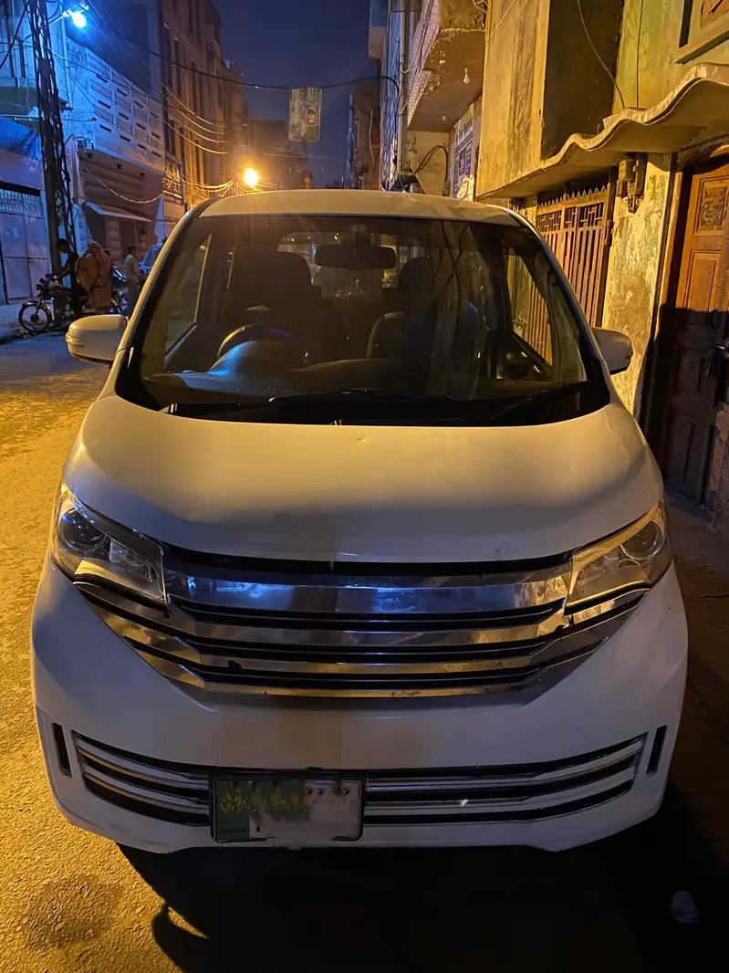 Nissan Dayz Highway Star 2013