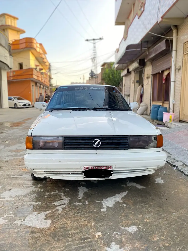 Nissan Sunny 1989