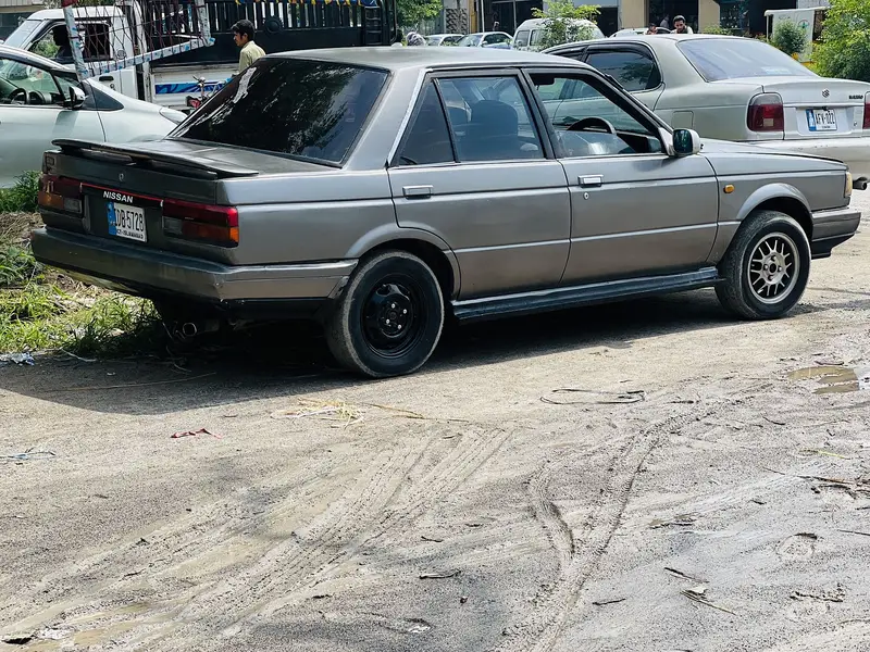 Nissan Sunny 1986