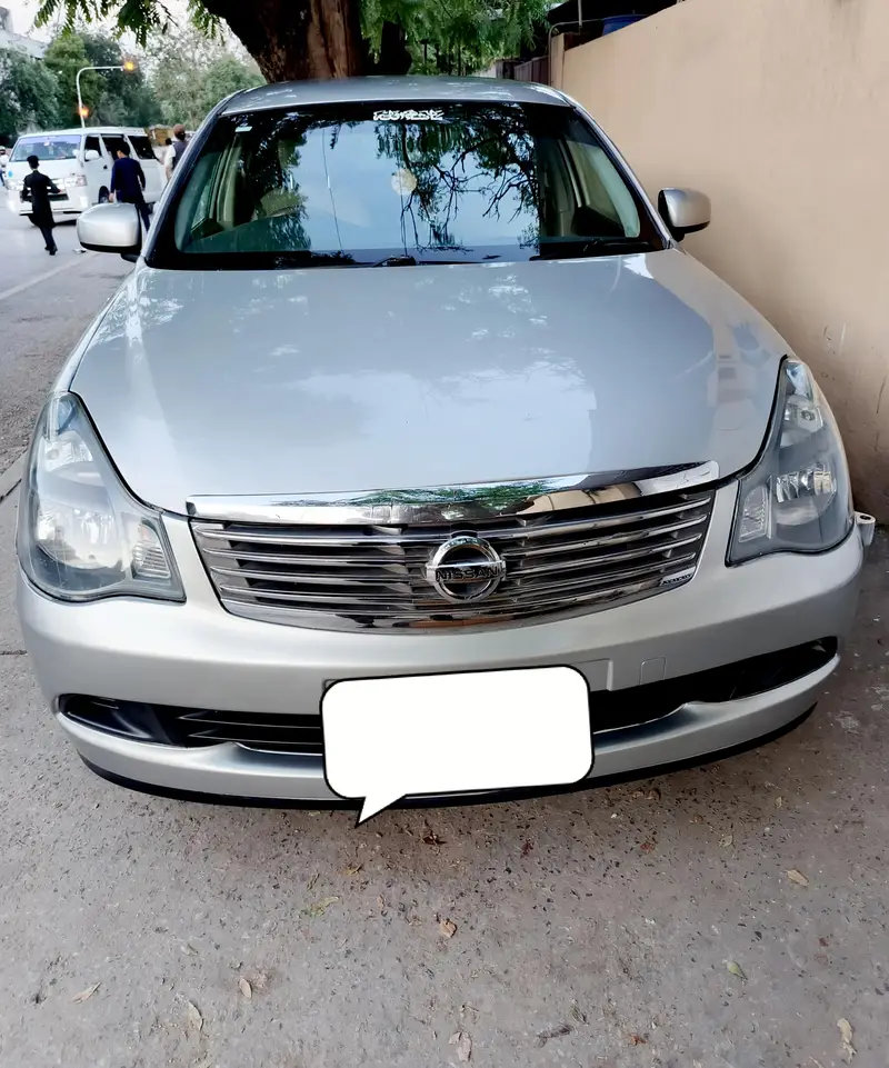Nissan Bluebird Sylphy 2013