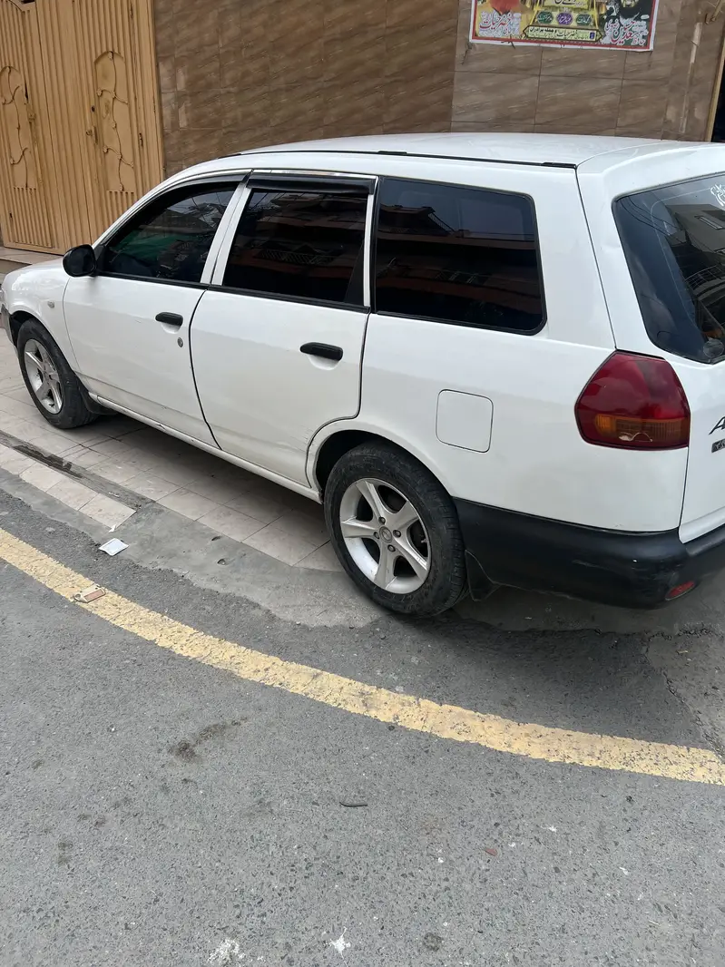Nissan AD Van 2006