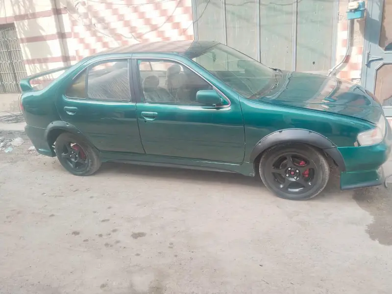 Nissan Sunny 1997