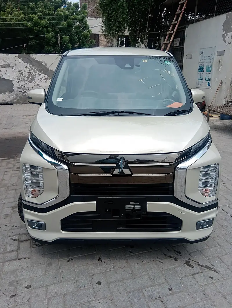 Mitsubishi Ek X 2023