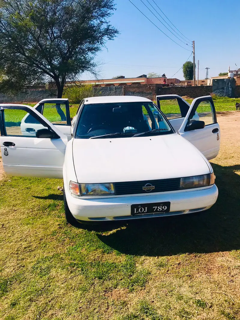 Nissan Sunny 1991