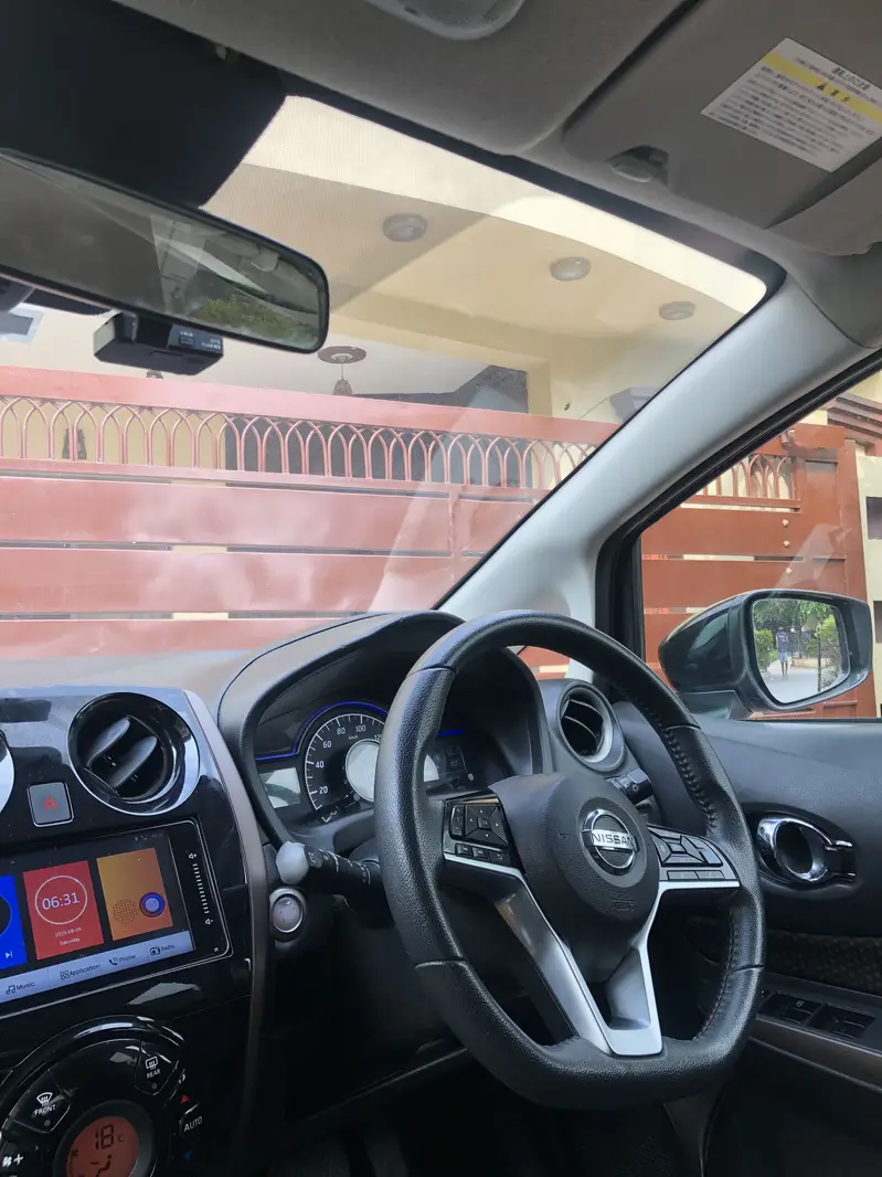 Nissan Note E Power 2016