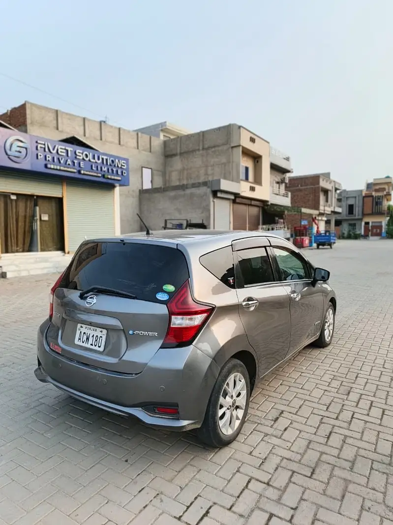 Nissan Note E Power 2021