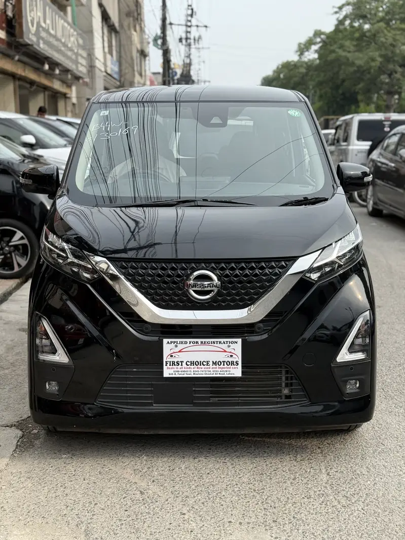 Nissan Dayz Highway Star 2022