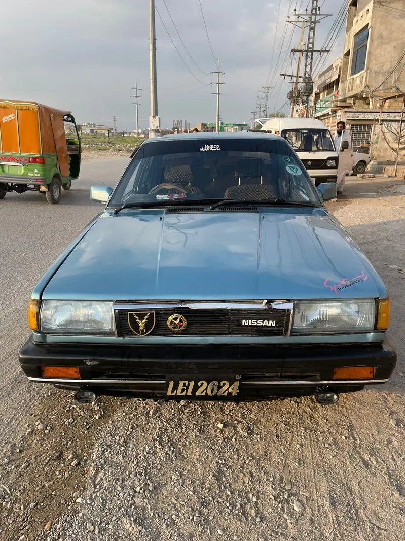 Nissan Sunny 1988