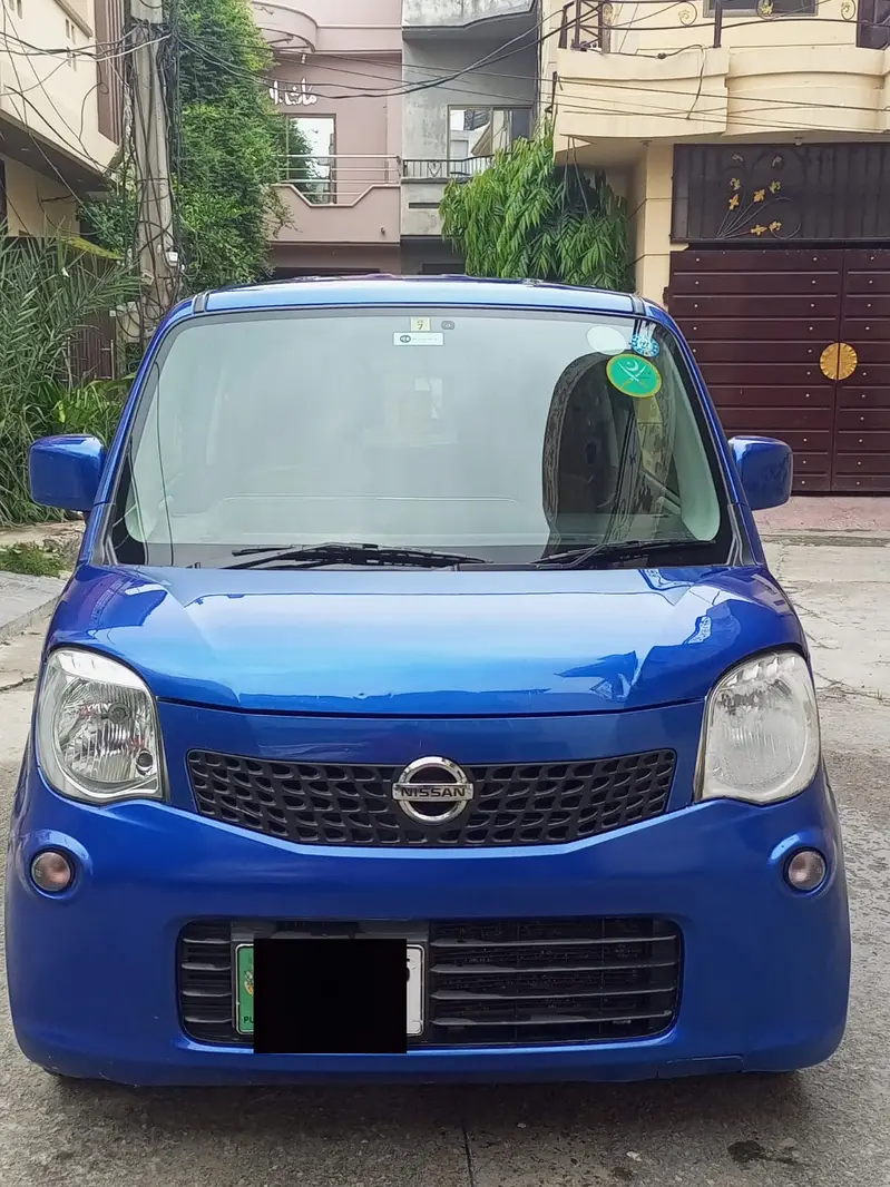 Nissan Moco 2015