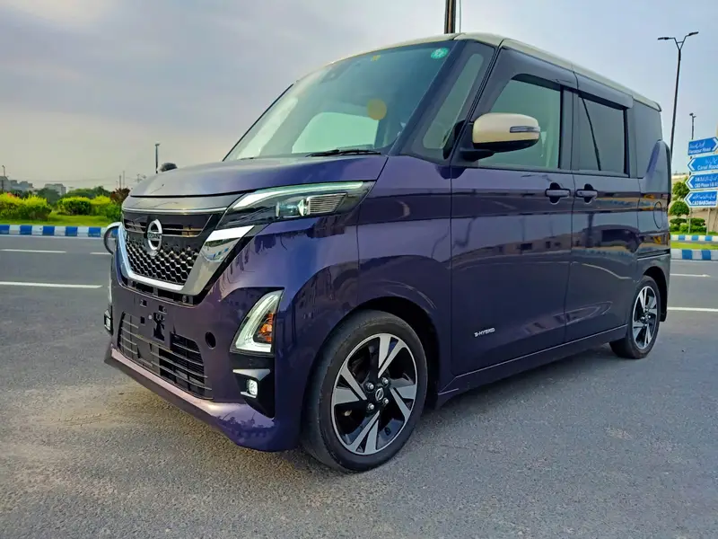 Nissan Roox 2022