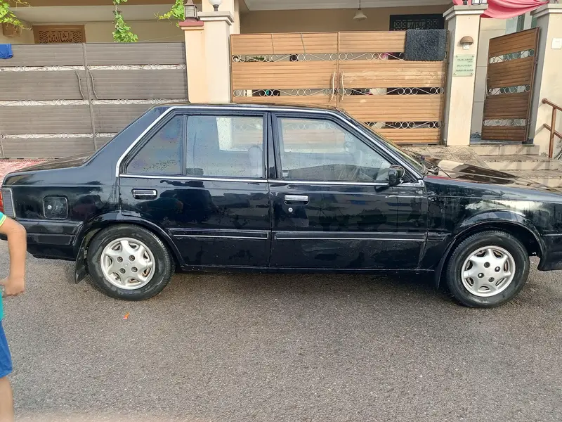 Nissan Sunny 1984