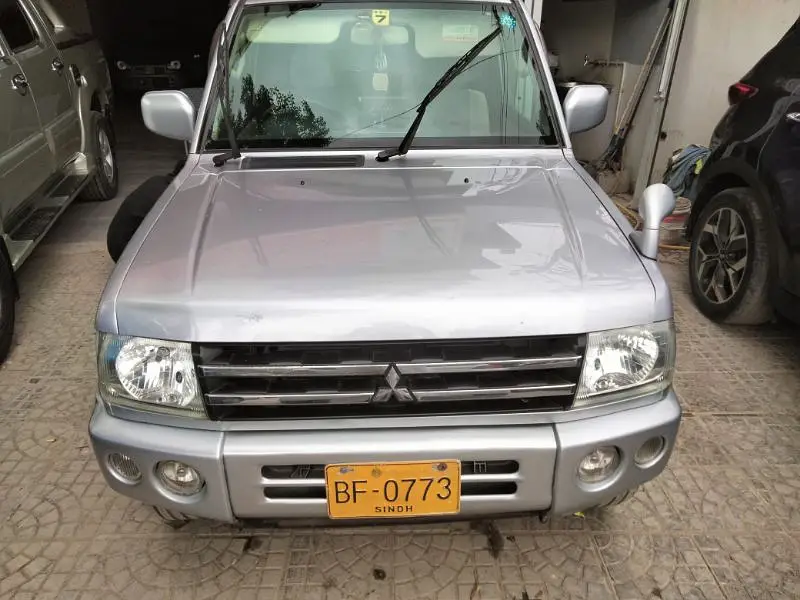 Mitsubishi Pajero Mini 2006