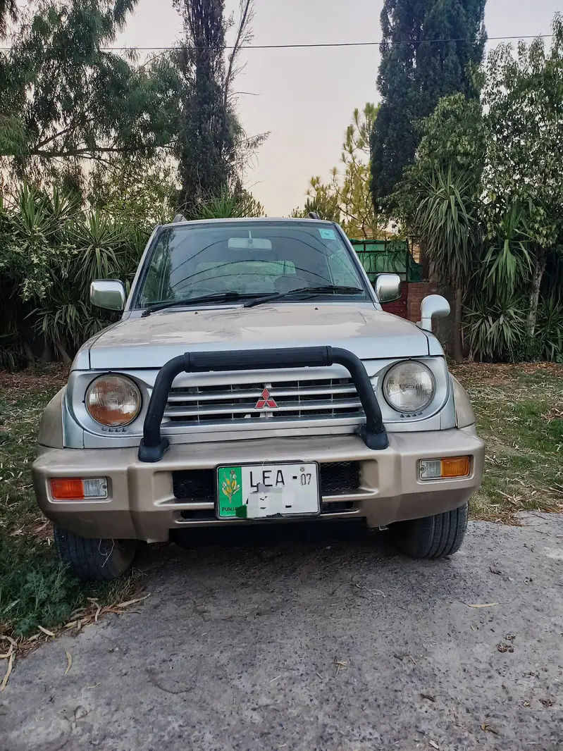 Mitsubishi Pajero Mini 1998