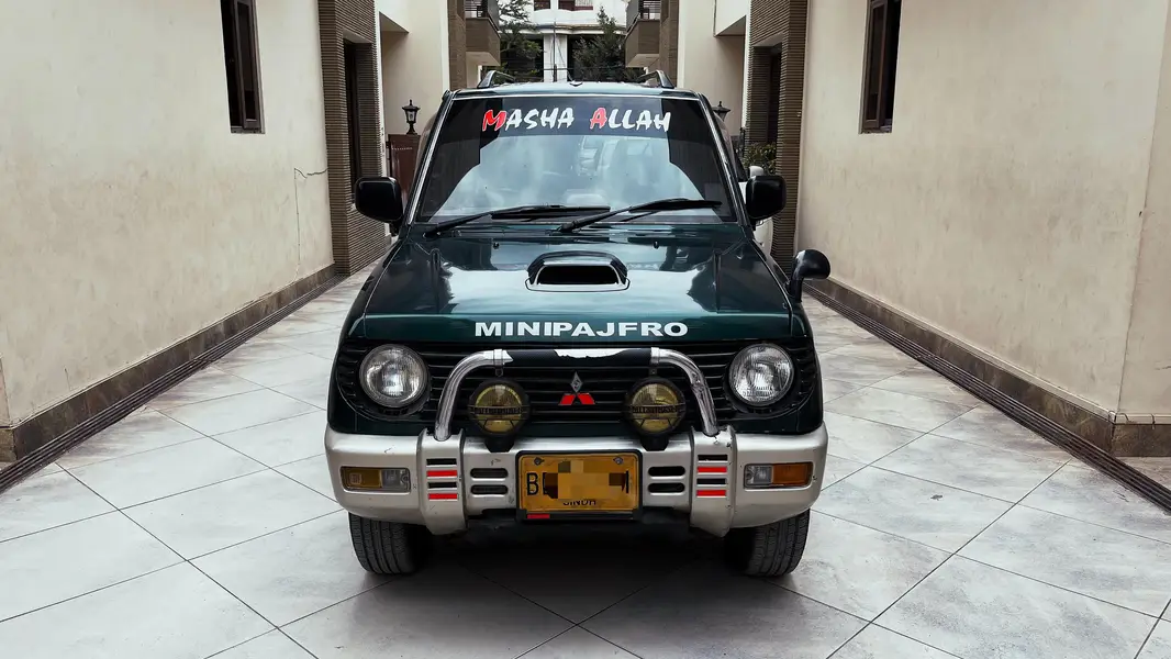 Mitsubishi Pajero Mini 1995