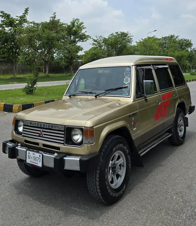 Mitsubishi Pajero 1991