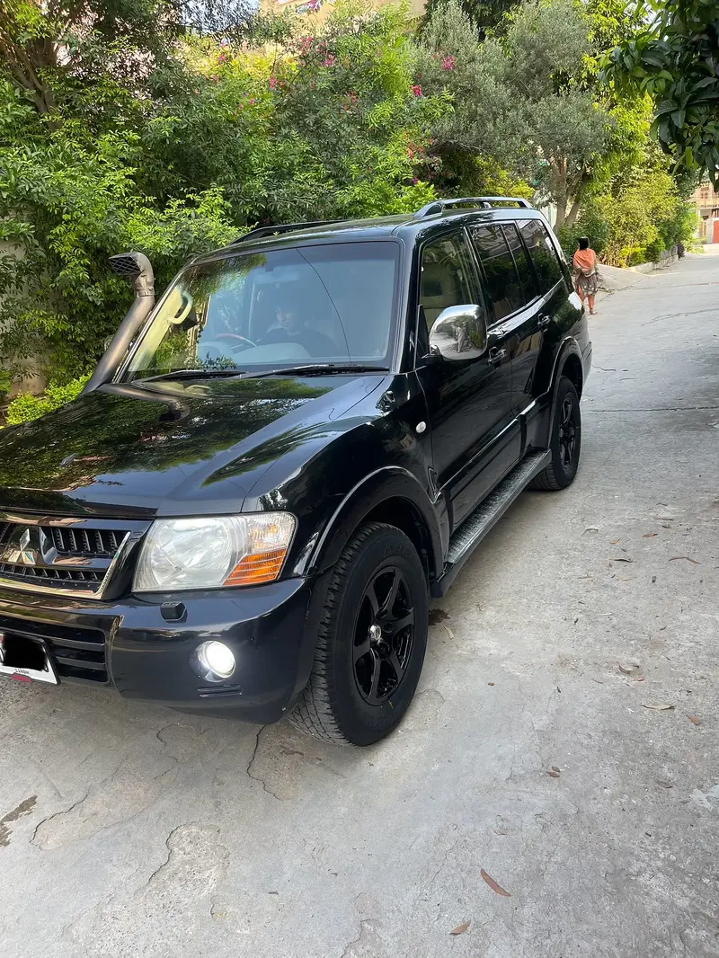 Mitsubishi Pajero 2006