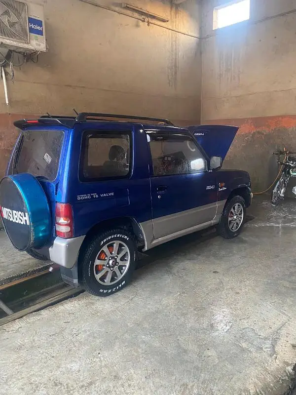 Mitsubishi Pajero Mini 2007