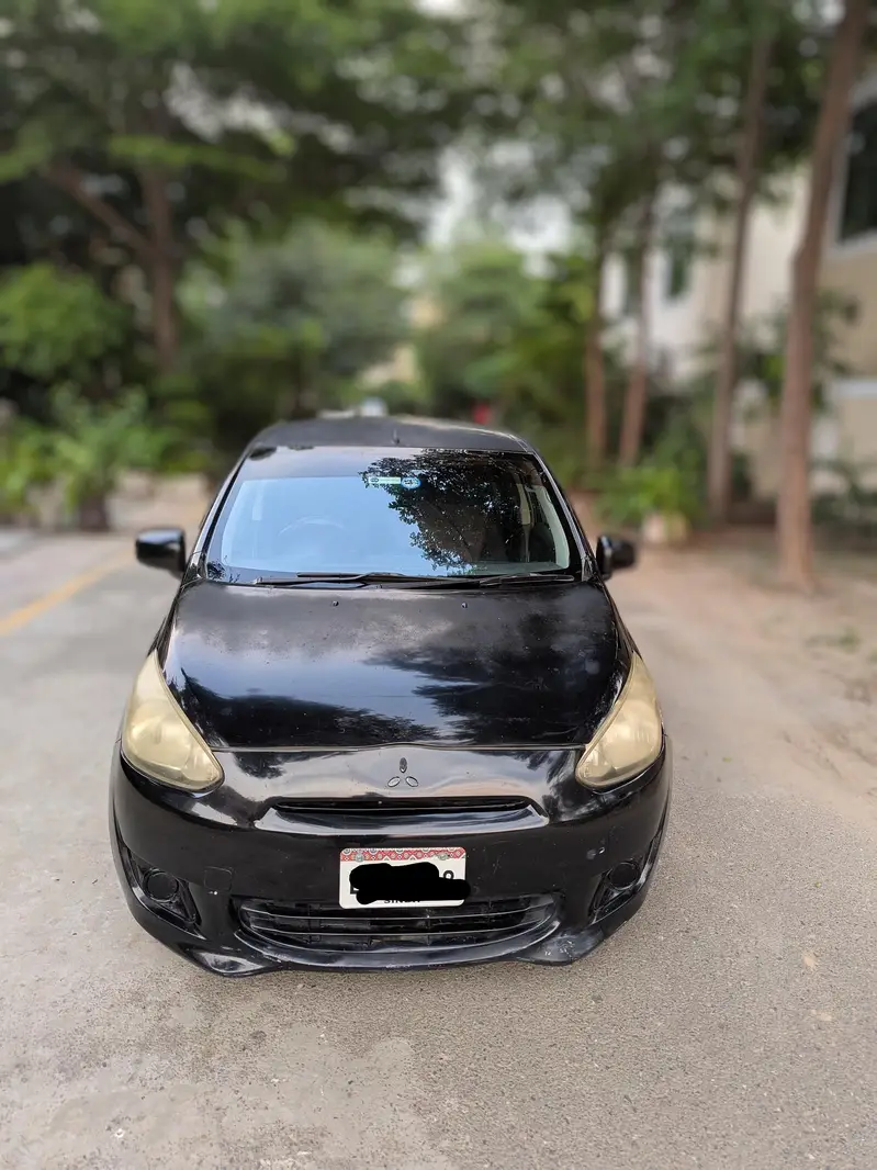 Mitsubishi Mirage 2012