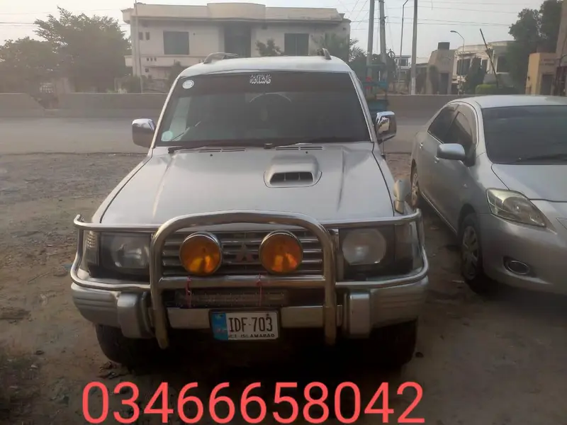 Mitsubishi Pajero 1993