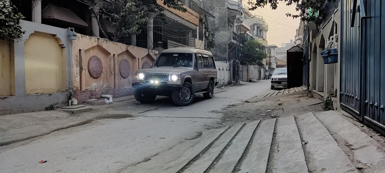 Mitsubishi Pajero 1992