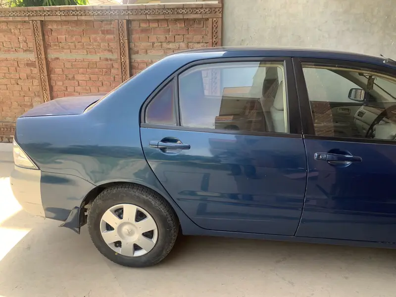 Mitsubishi Lancer 2004