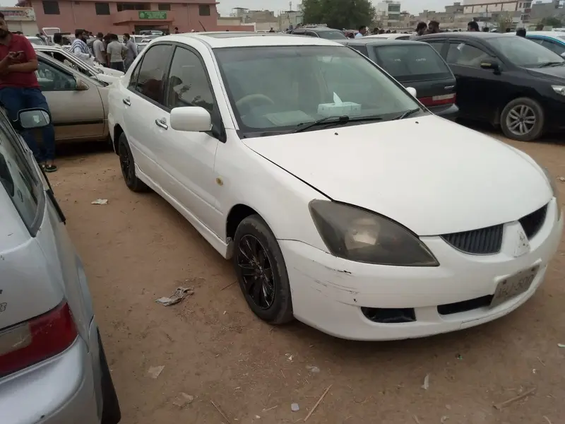 Mitsubishi Lancer 2005