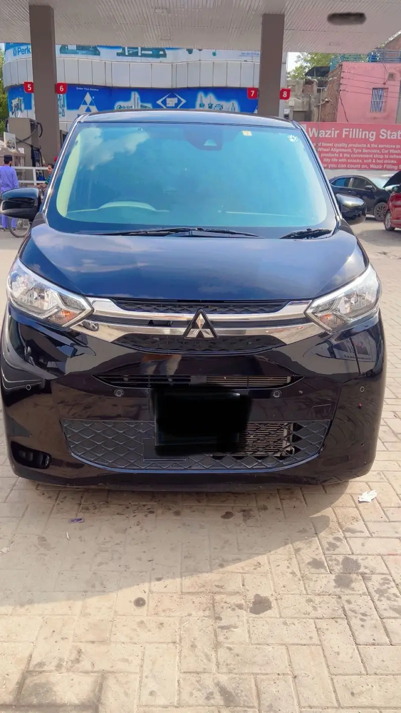 Mitsubishi Ek Wagon 2022