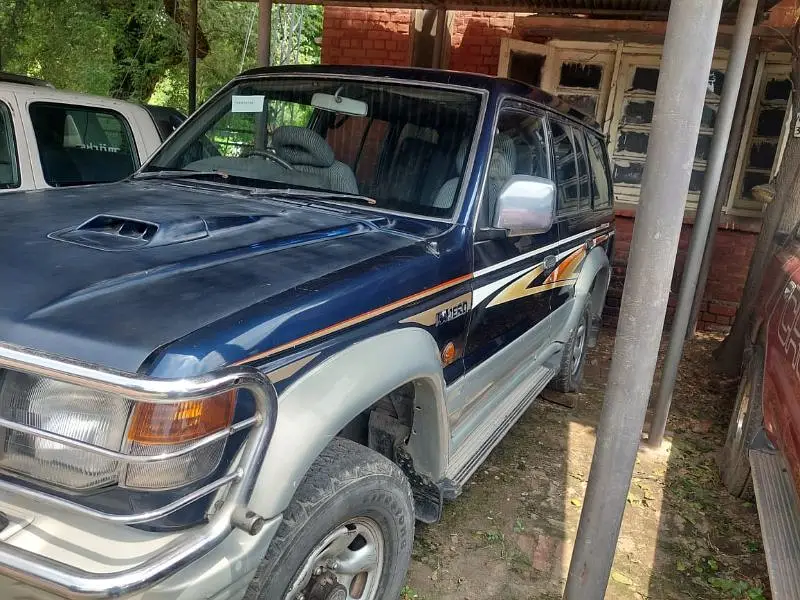 Mitsubishi Pajero 1995
