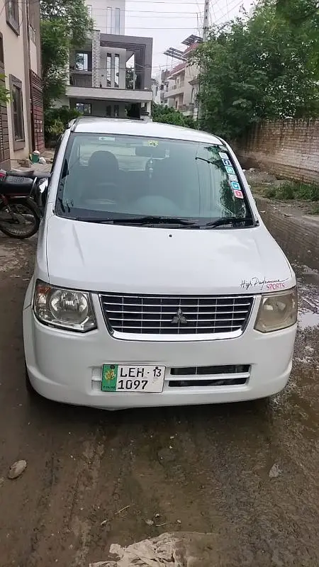 Mitsubishi Ek Wagon 2010