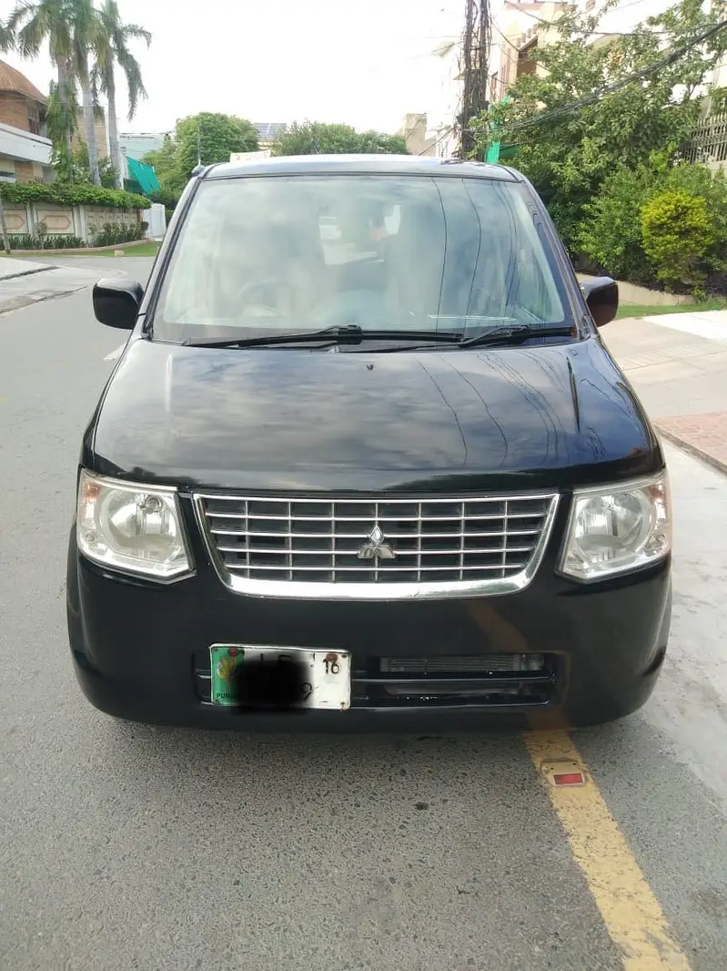 Mitsubishi Ek Wagon 2012