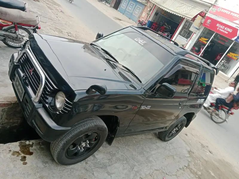 Mitsubishi Pajero 1996