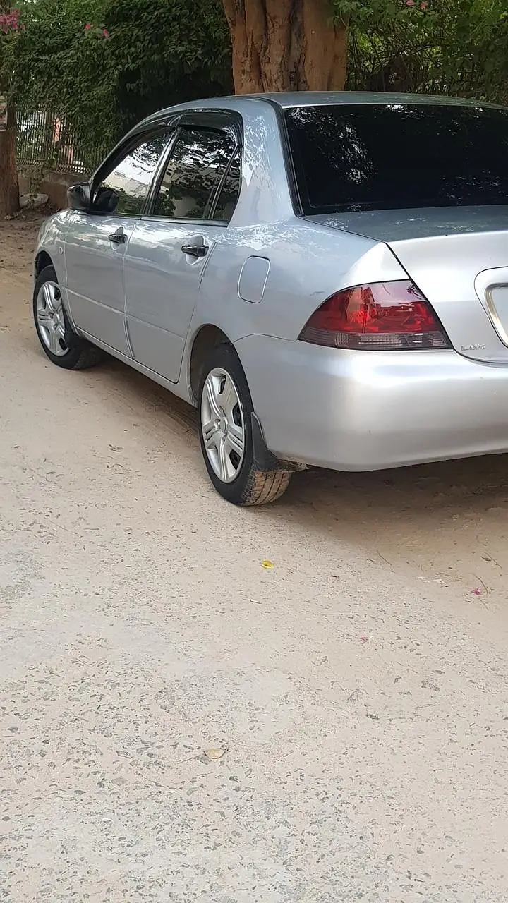 Mitsubishi Lancer 2005