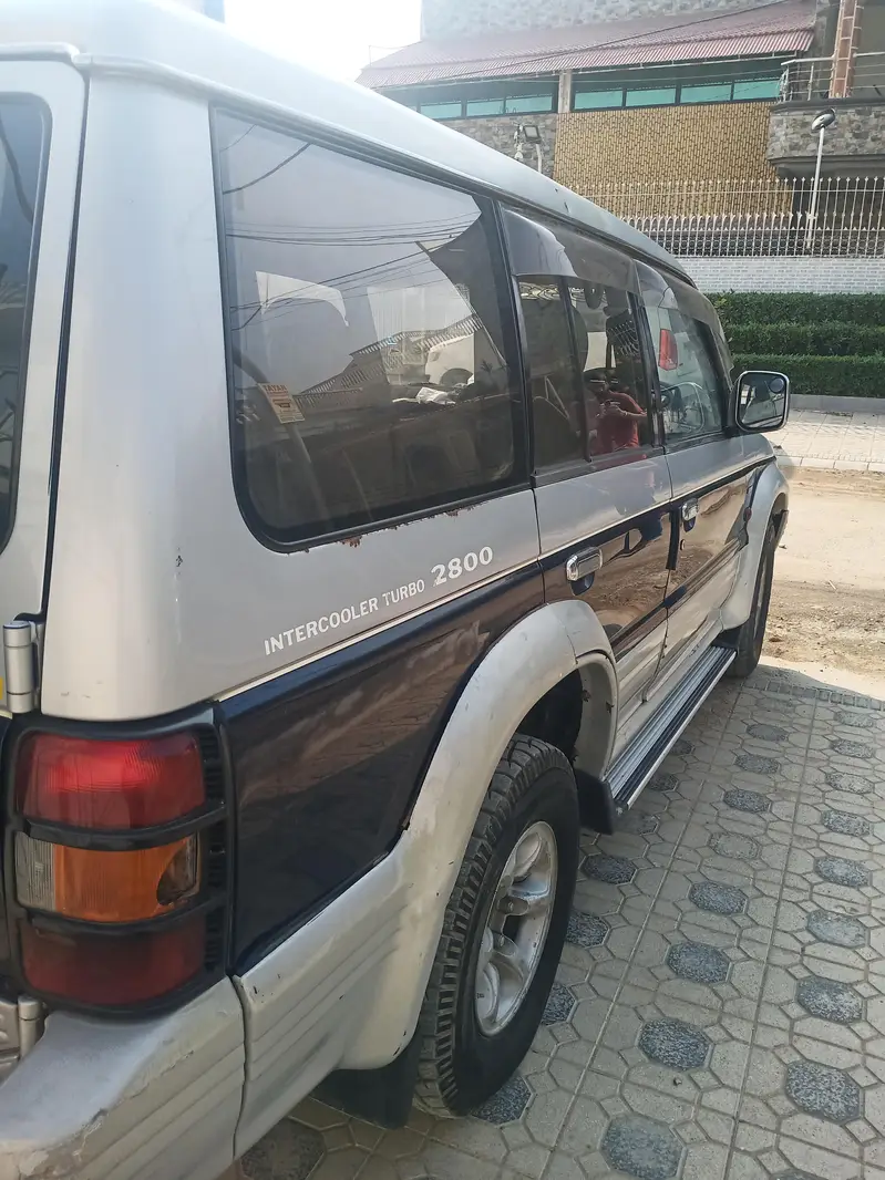 Mitsubishi Pajero 1994