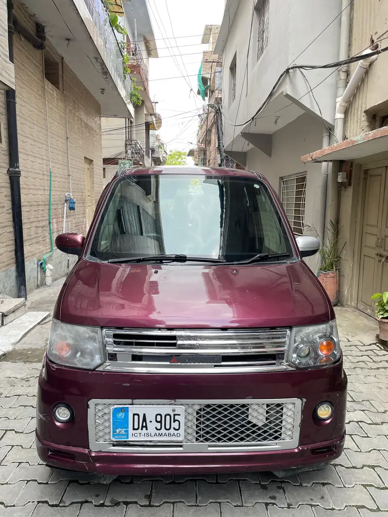 Mitsubishi Ek Wagon 2011