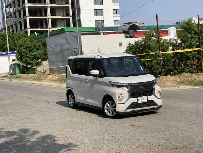 Mitsubishi EK Space Custom 2021
