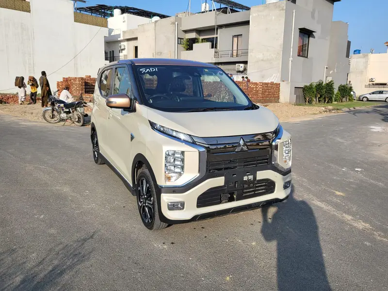 Mitsubishi Ek X 2023