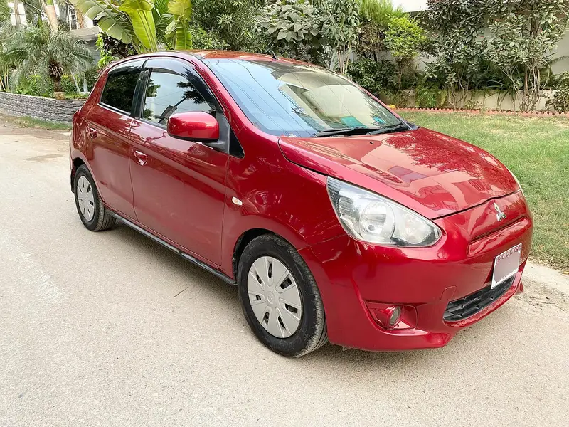 Mitsubishi Mirage 2013