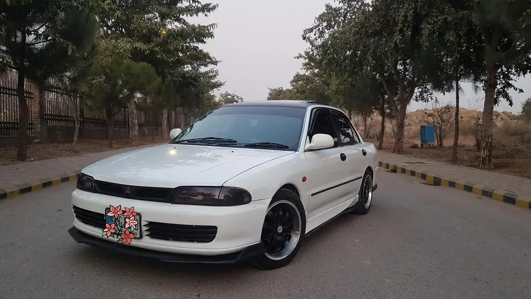 Mitsubishi Lancer 1995