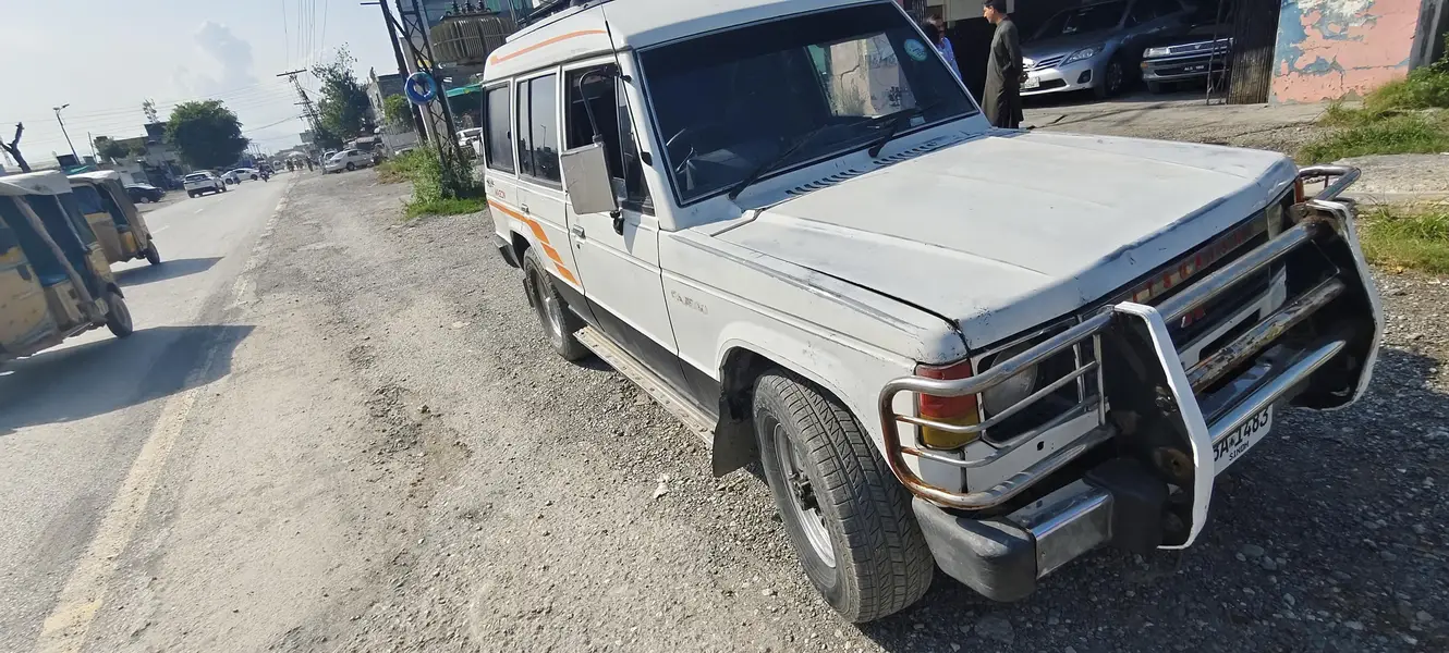 Mitsubishi Pajero 1989